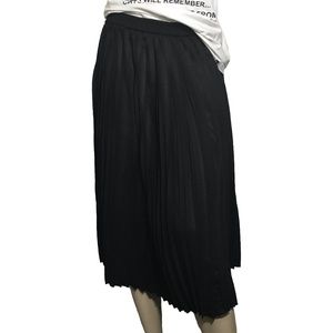 Pleated A-Line Black Knee Length Skirt NWHT M/L